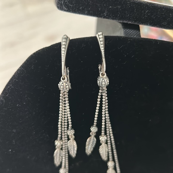 Lagos long chain dangling leaf earrings for pierced ears - Picture 7 of 8
